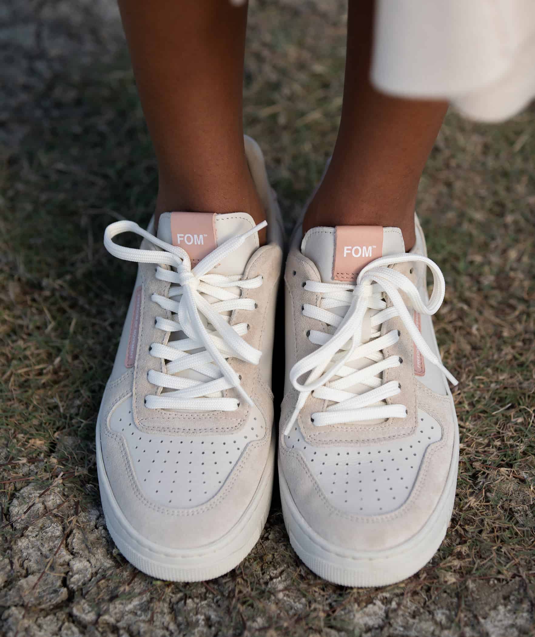 FOM Ladies Tekkie - Off-White/ Blush